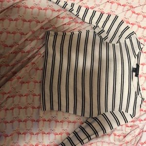 Striped crop long sleeve shirt
